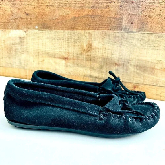 Minnetonka Kitty Hardsole Moccasins Style 400 - Picture 3 of 7